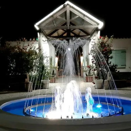 Villaggio Turistico Le Mimose Porto SantʼElpidio