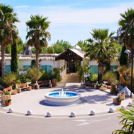 Villaggio Turistico Le Mimose Szálloda Porto SantʼElpidio