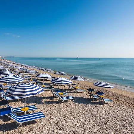 Szálloda Villaggio Turistico Le Mimose