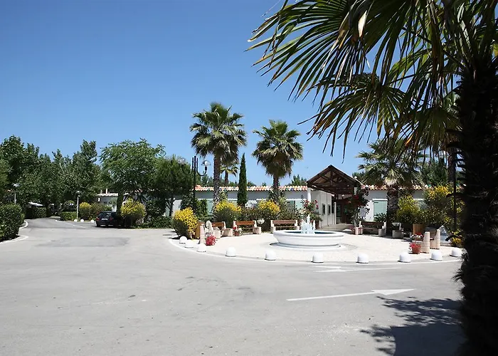 Villaggio Turistico Le Mimose 4* Porto Sant'Elpidio