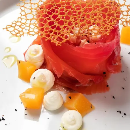 Villaggio Turistico Le Mimose Hotel 4*