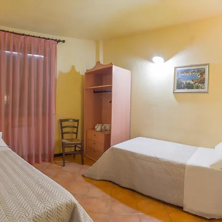 Villaggio Turistico Le Mimose Szálloda