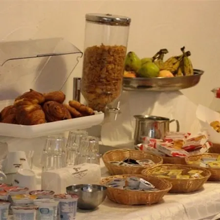 Villaggio Turistico Le Mimose Szálloda 4*