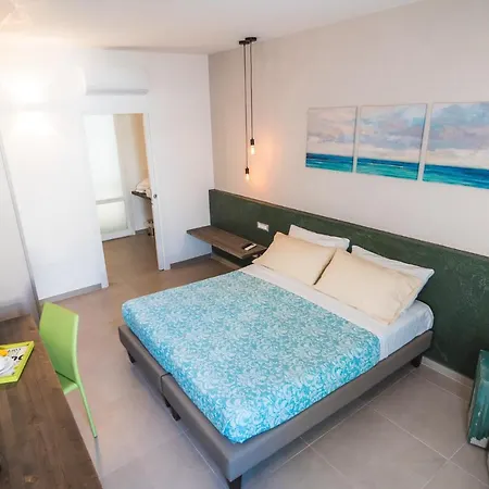 Villaggio Turistico Le Mimose Hotel